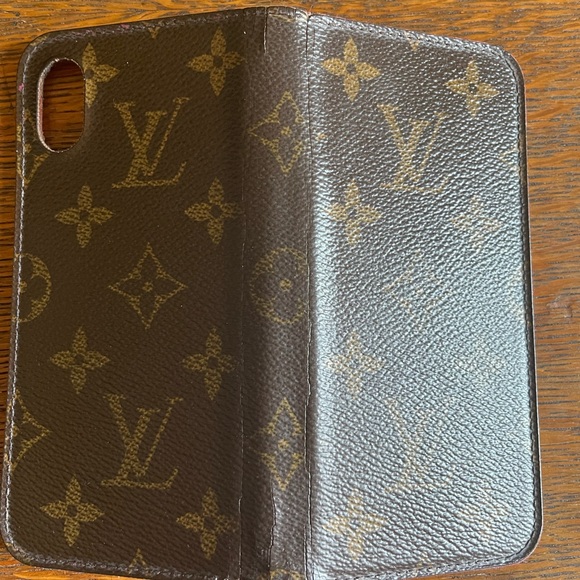 Used Authentic Louis Vuitton IPhone X phone case - Picture 2 of 8